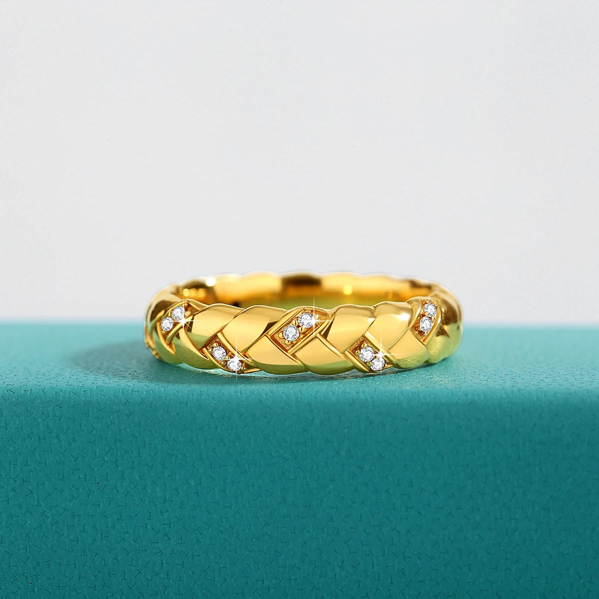 Золота каблучка Аврора