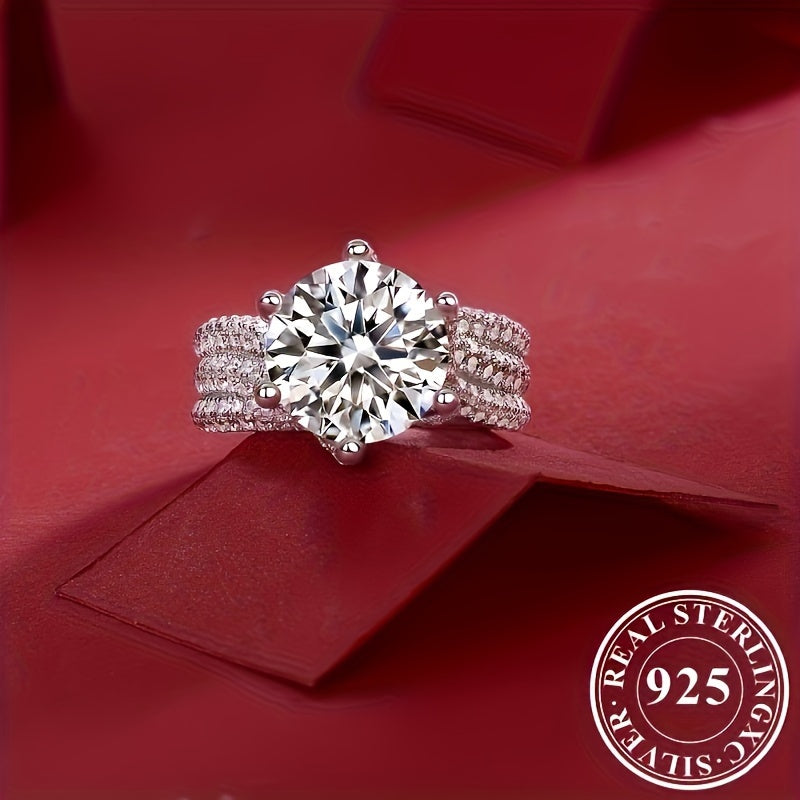 Elegant engagement ring with moissanite