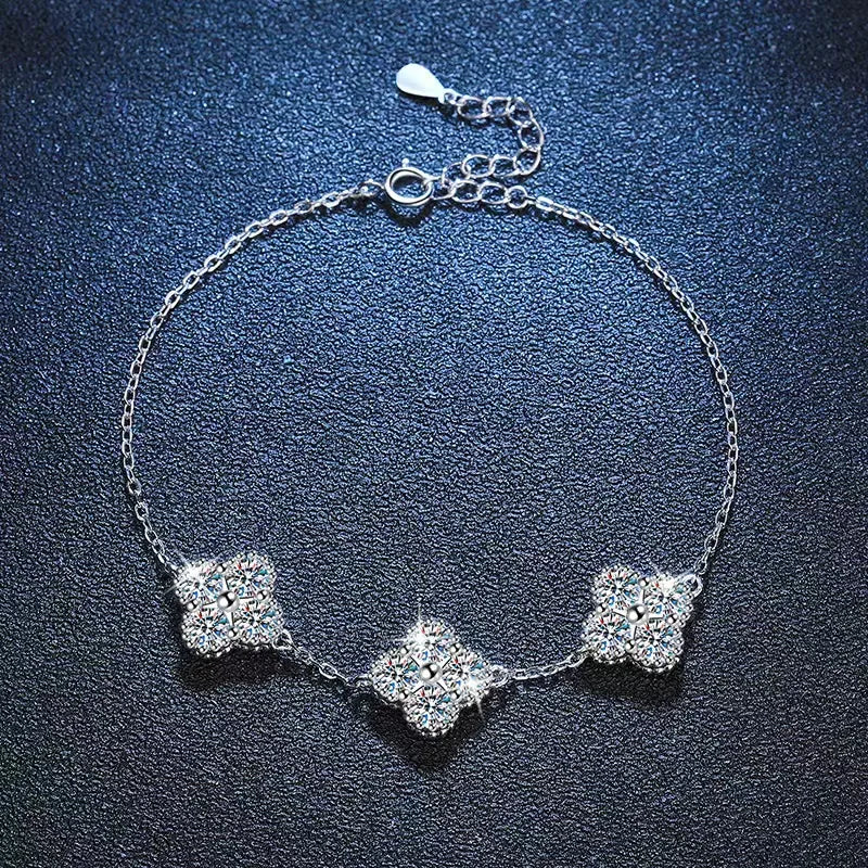 Clover Sparkle Bracelet